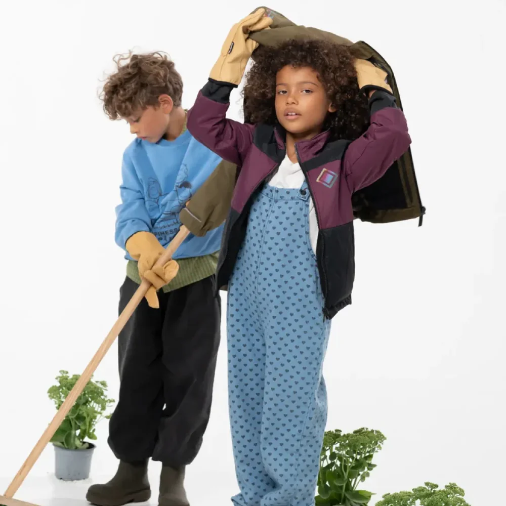 Gore Kidswear detail